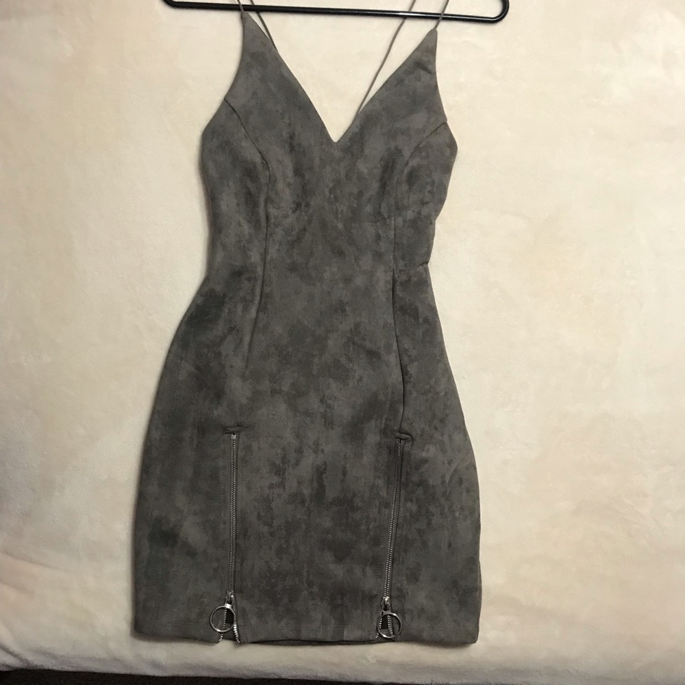 🔴SOLD🔴NWT LF Dress